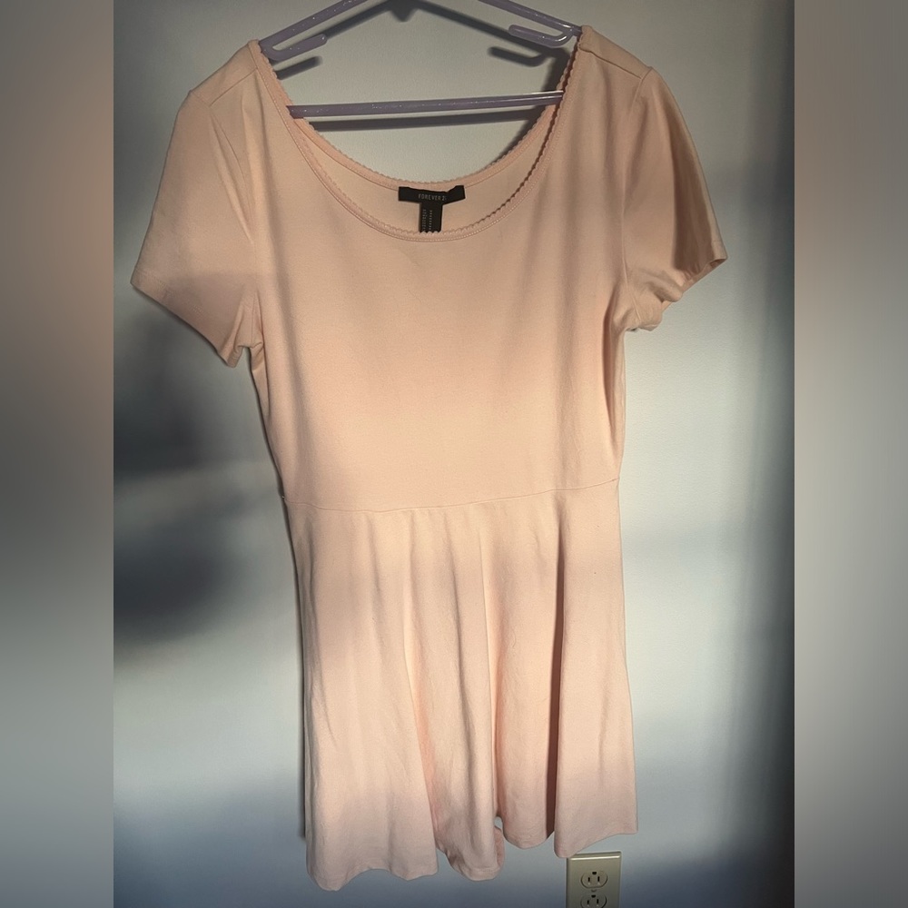 Women’s Forever 21 short sleeve dress, size medium